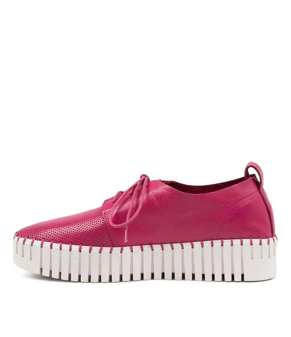 Django & Juliette Batu Fuchsia sneakers with vibrant pink color and stylish design, featuring a comfortable slip-on style.