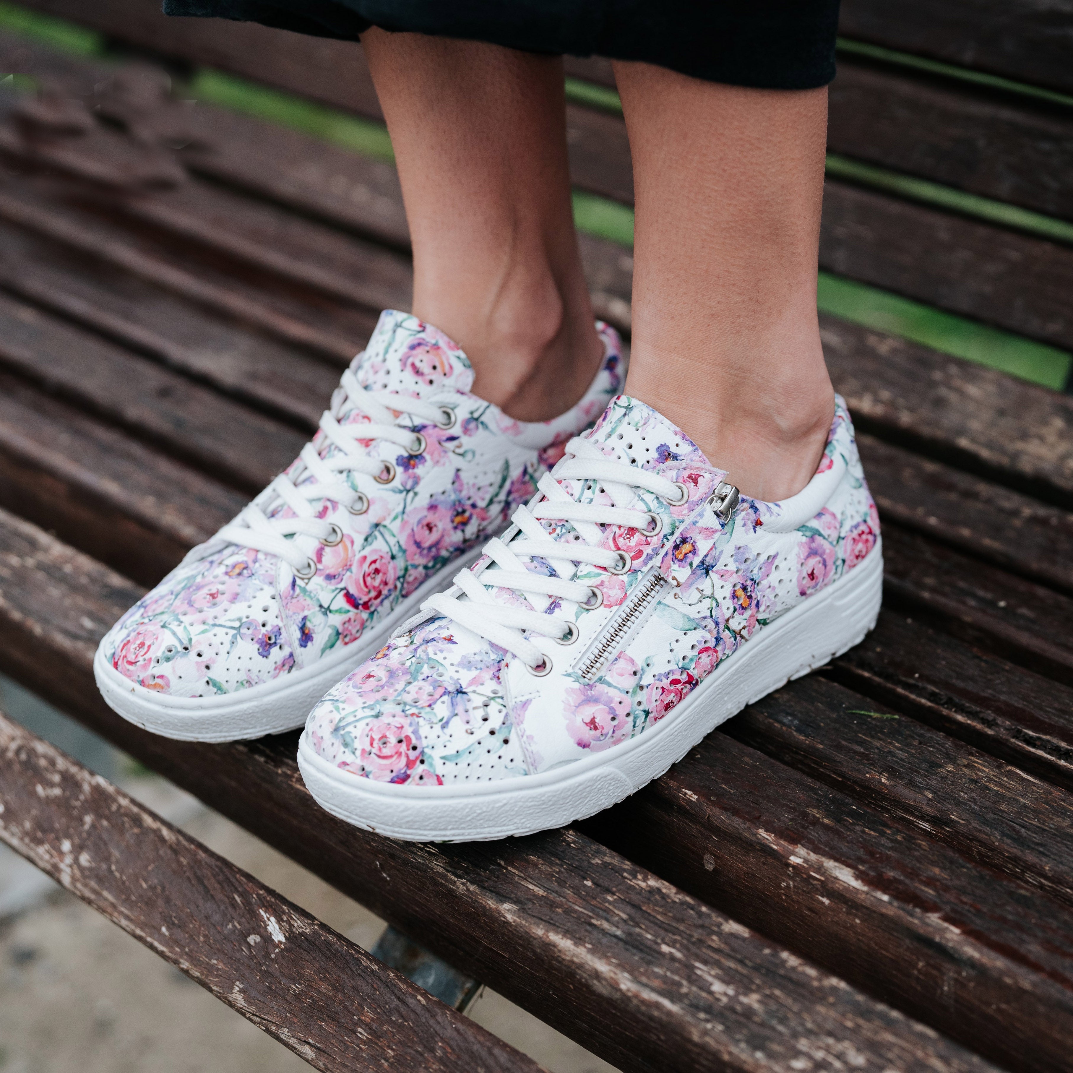 CABELLO EG11 FLORAL - Zeke Collection
