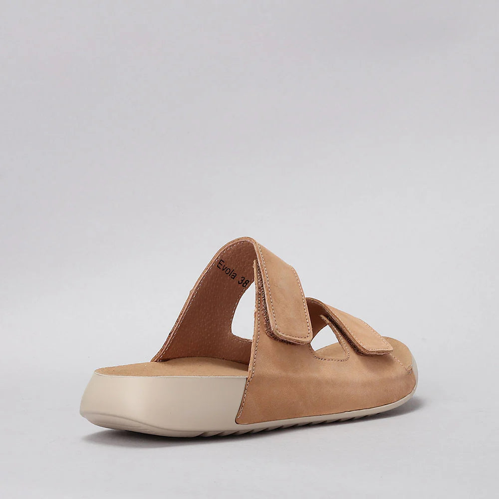 CC RESORTS EVOLA TAN Women Flats - Zeke Collection NZ