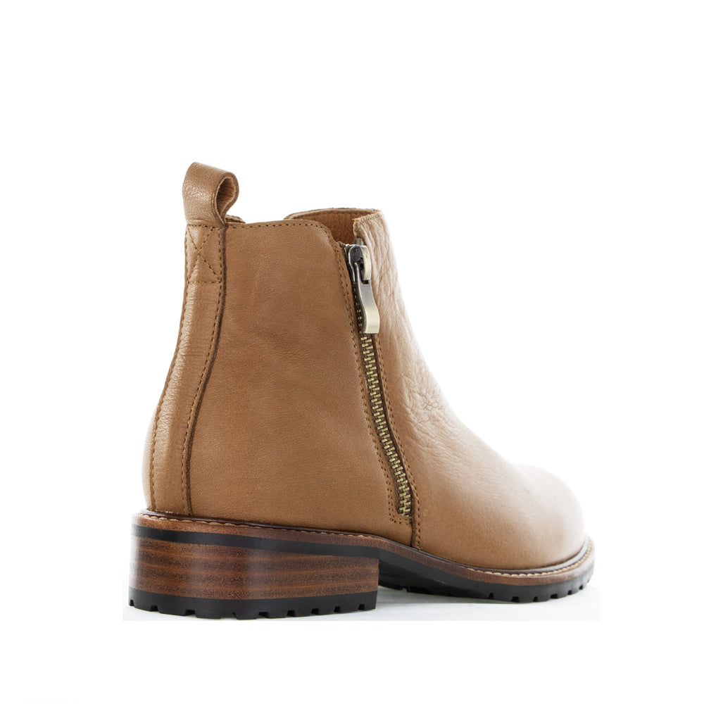 LESANSA FIG DARK BROWN Women Boots - Zeke Collection NZ