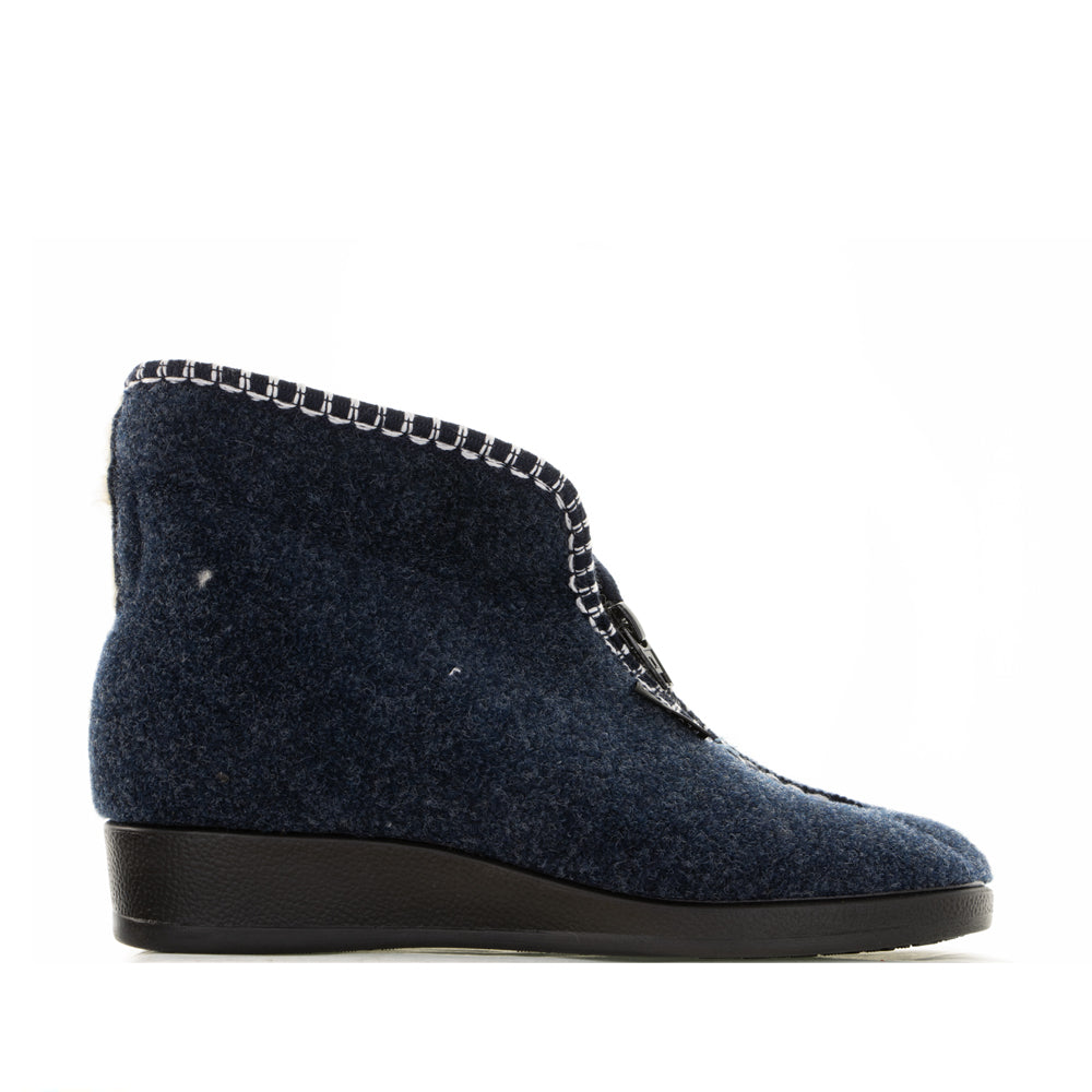 FLY FLOT Q3U04 IW BLU Women slippers - Zeke Collection NZ