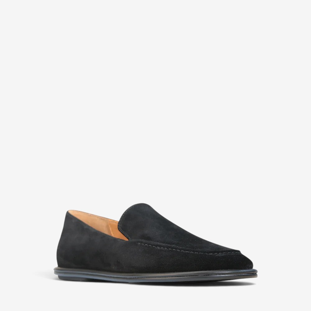 Eos Felicity black loafers made of soft suede, featuring a classic slip-on design and sleek silhouette.