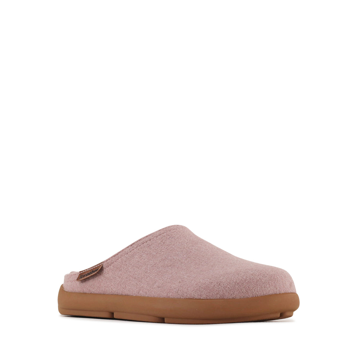Los Cabos Felton lavender slippers with soft fabric and comfortable design, perfect for relaxing at home.