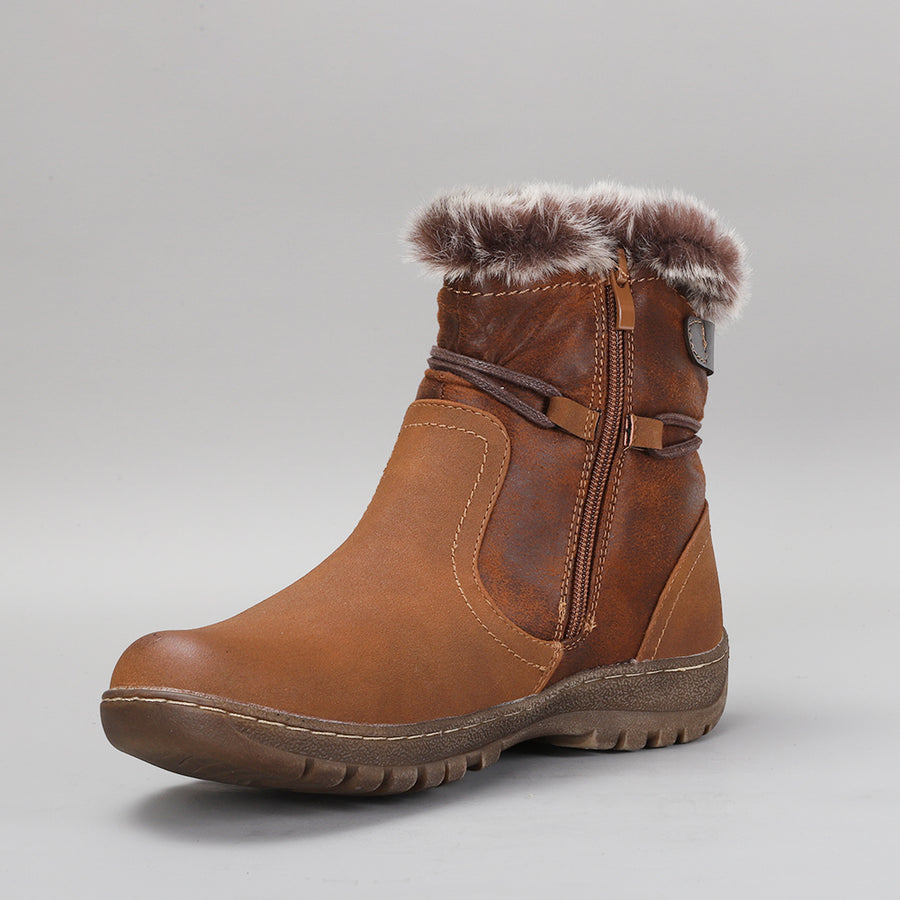 CC Resorts Gemma Brown boots featuring a sleek design with brown leather and stylish stitching details.