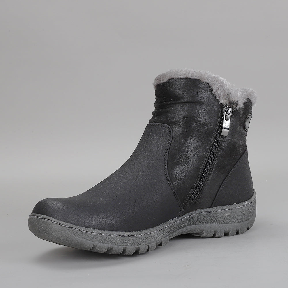 CC Resorts Ginger Black boots featuring a southwest-inspired design with black leather and stylish detailing.