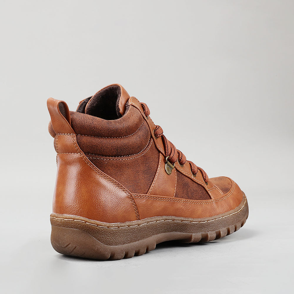 CC Resorts Gowan Brown boots featuring a stylish ankle design and rich brown leather finish.