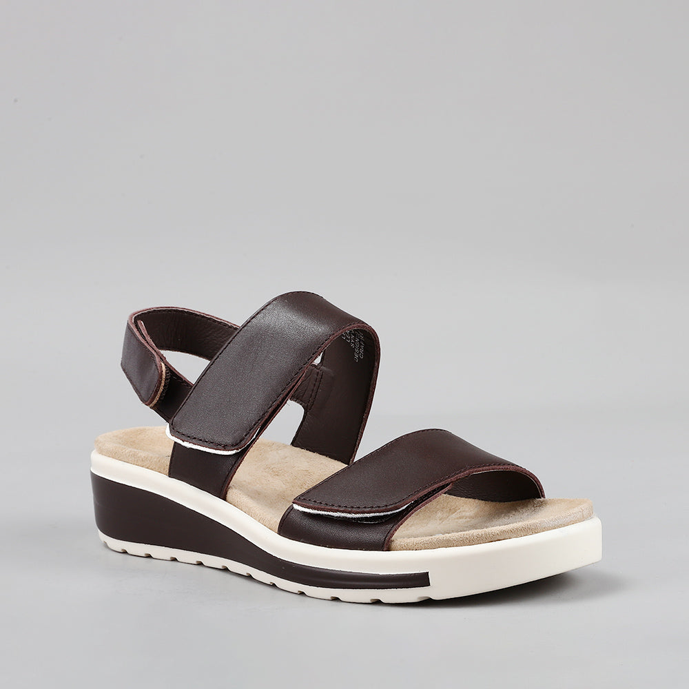 Naked Arches Hanza Chocolate sandals with brown leather straps and cushioned footbed, stylish and comfortable footwear image.
