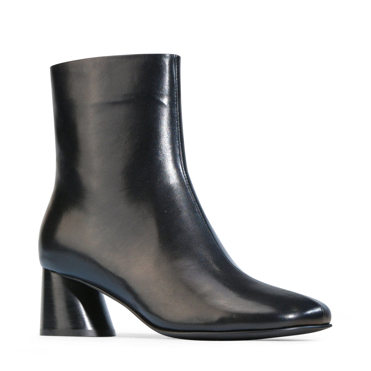 Eos Harlyn black boots featuring a sleek design, lace-up front, and stylish ankle height for versatile everyday wear.