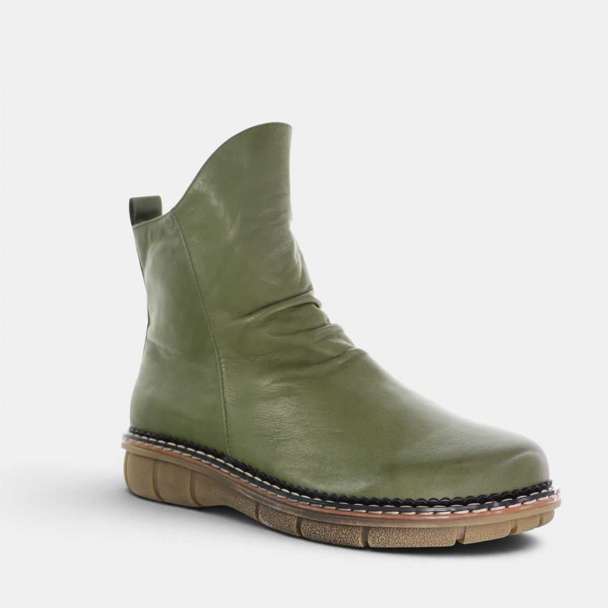 Le Sansa Noor Olive boots featuring ankle-high design with olive green leather and stylish stitching details.