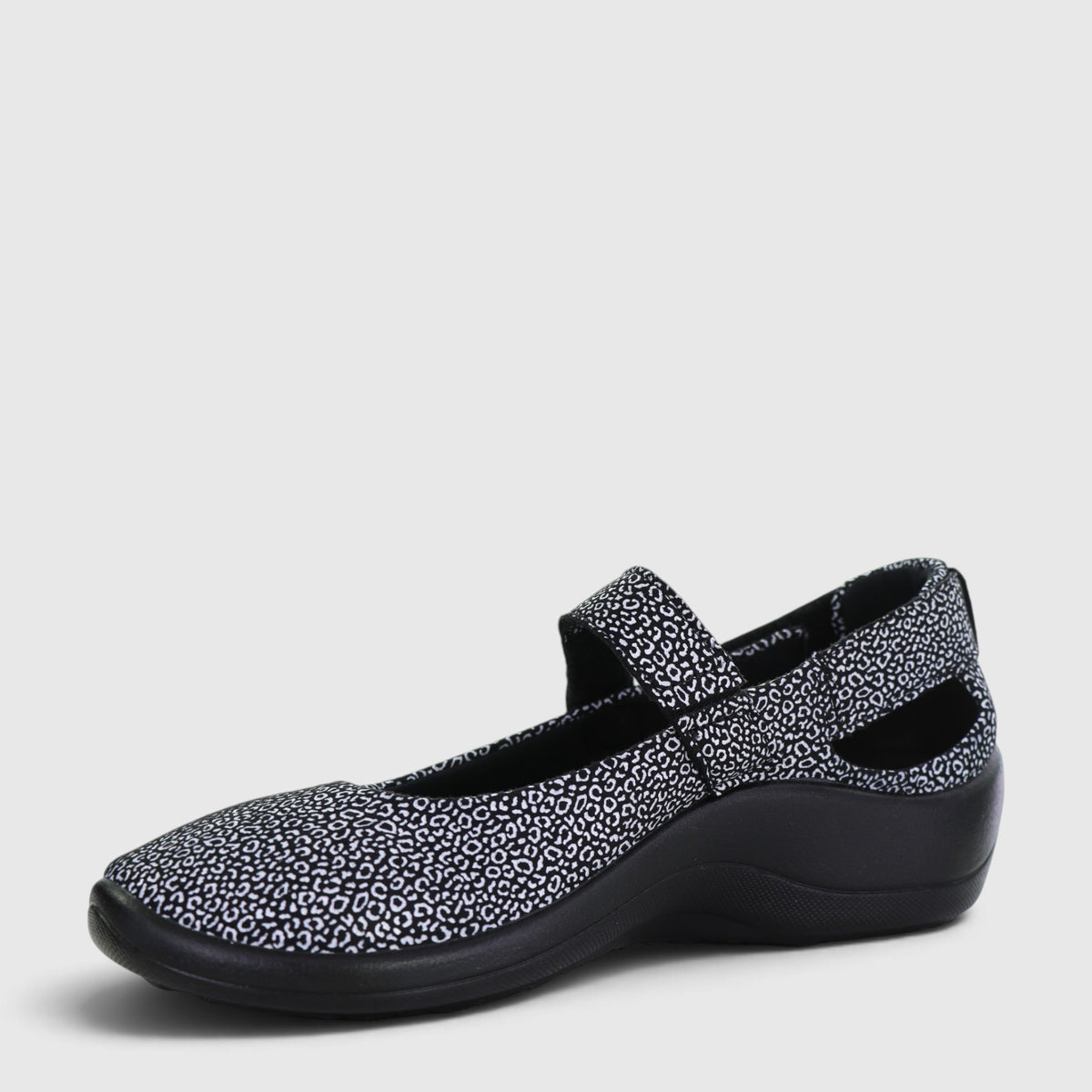 ARCOPEDICO MINAMI BLACK