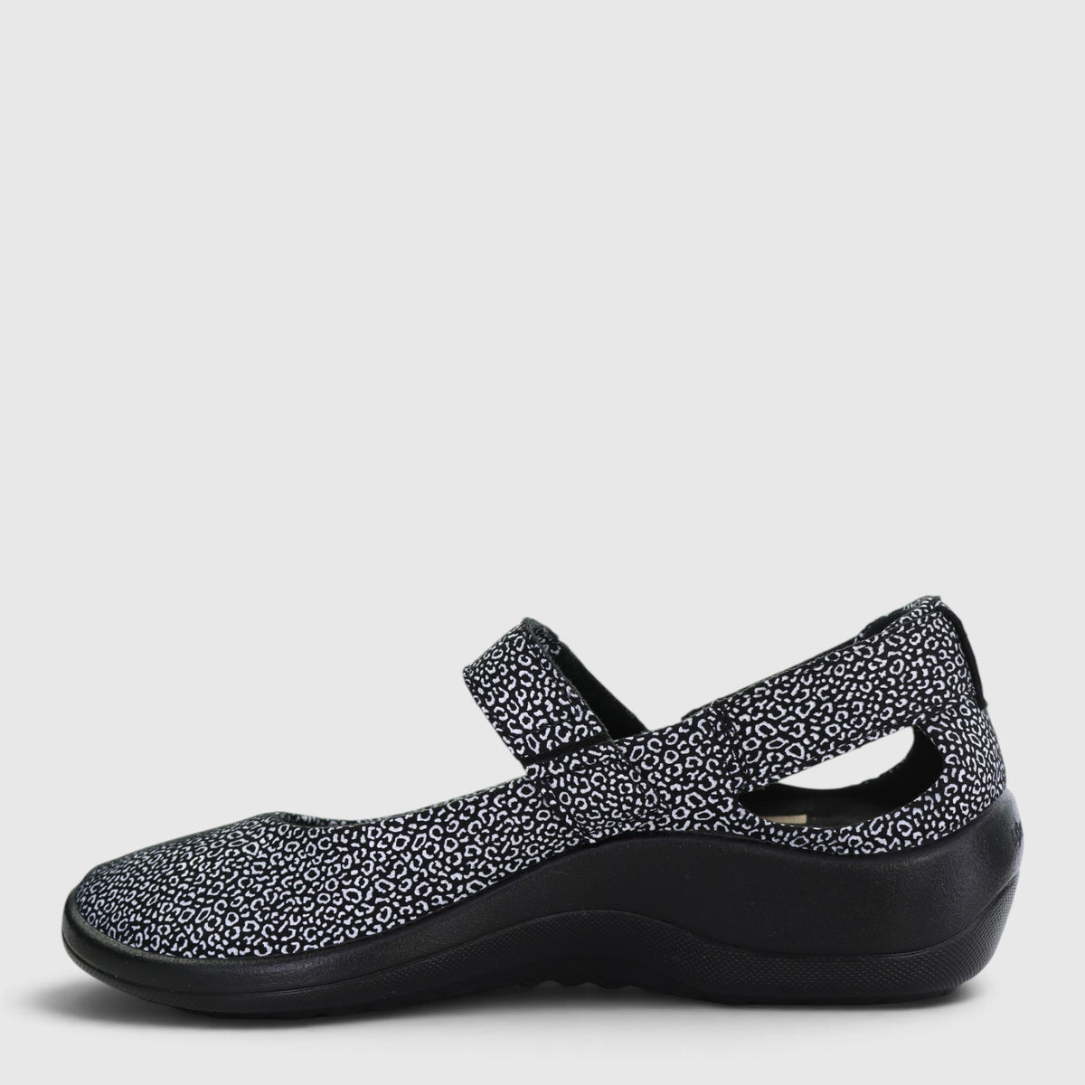 ARCOPEDICO MINAMI BLACK
