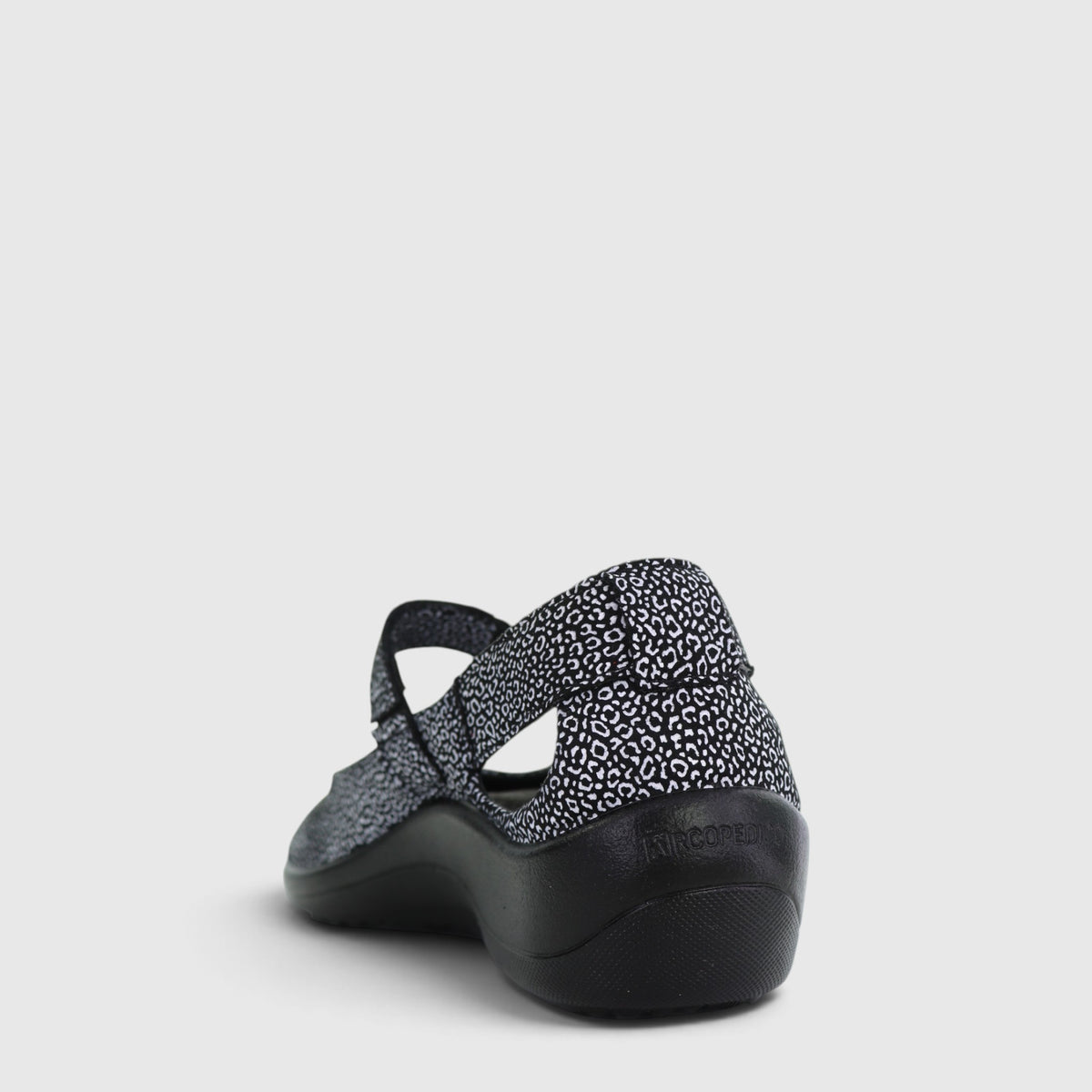 ARCOPEDICO MINAMI BLACK