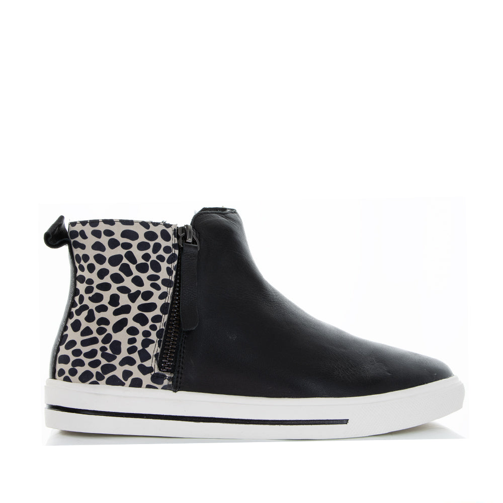 LESANSA INDO BLACK LEOPARD - Zeke Collection