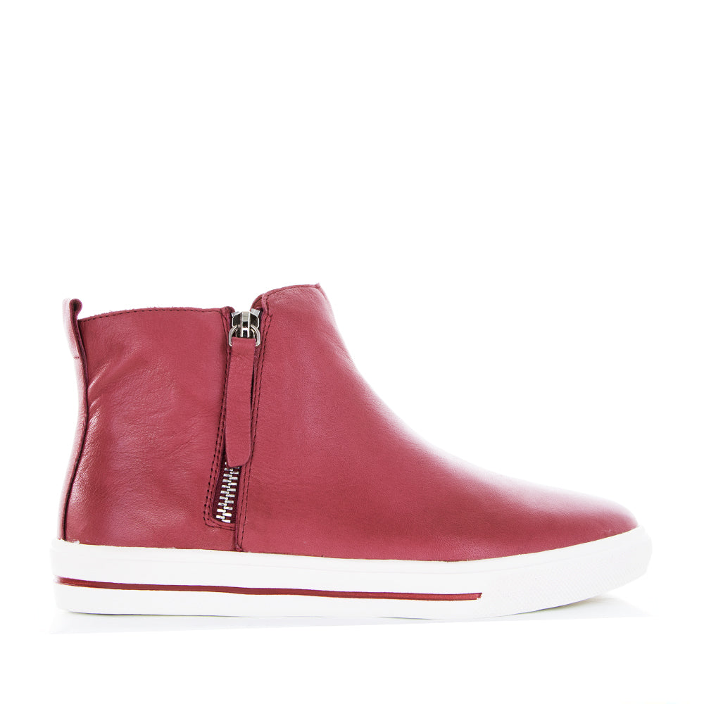 LESANSA INDO BORDO - Zeke Collection
