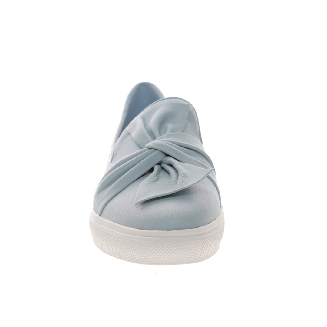 Le Sansa Izzy Blue Mist casual shoes with a sleek design and blue color, perfect for everyday wear.