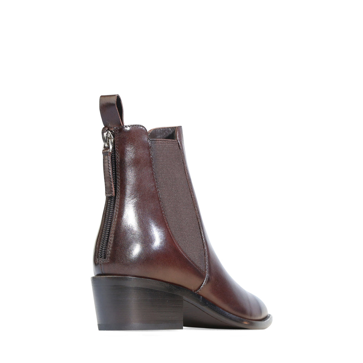 Eos Ila Chestnut boots with rounded toe, low heel, and chestnut brown leather finish, stylish ankle-length footwear.