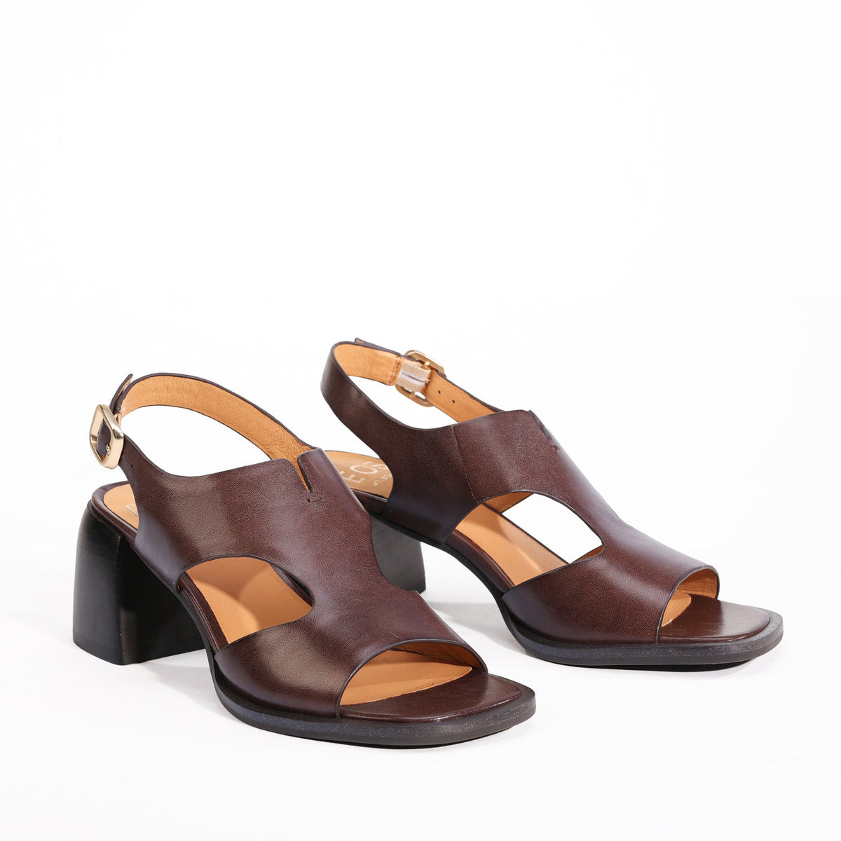 Eos Isora Chestnut sandals with tan leather straps and cushioned footbed, displayed from top view.