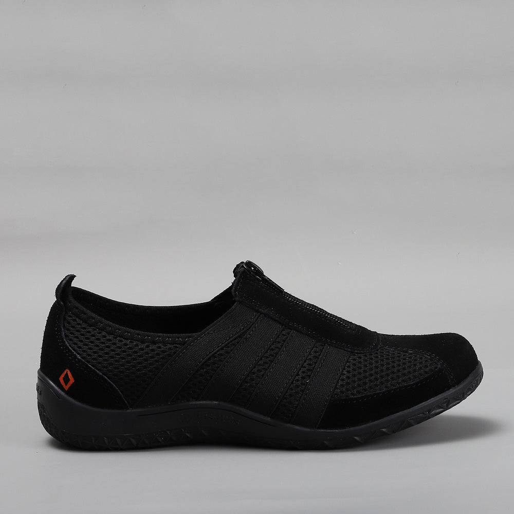 Black casuals from CC Resorts Jada collection, showing side view of stylish footwear on a neutral background.