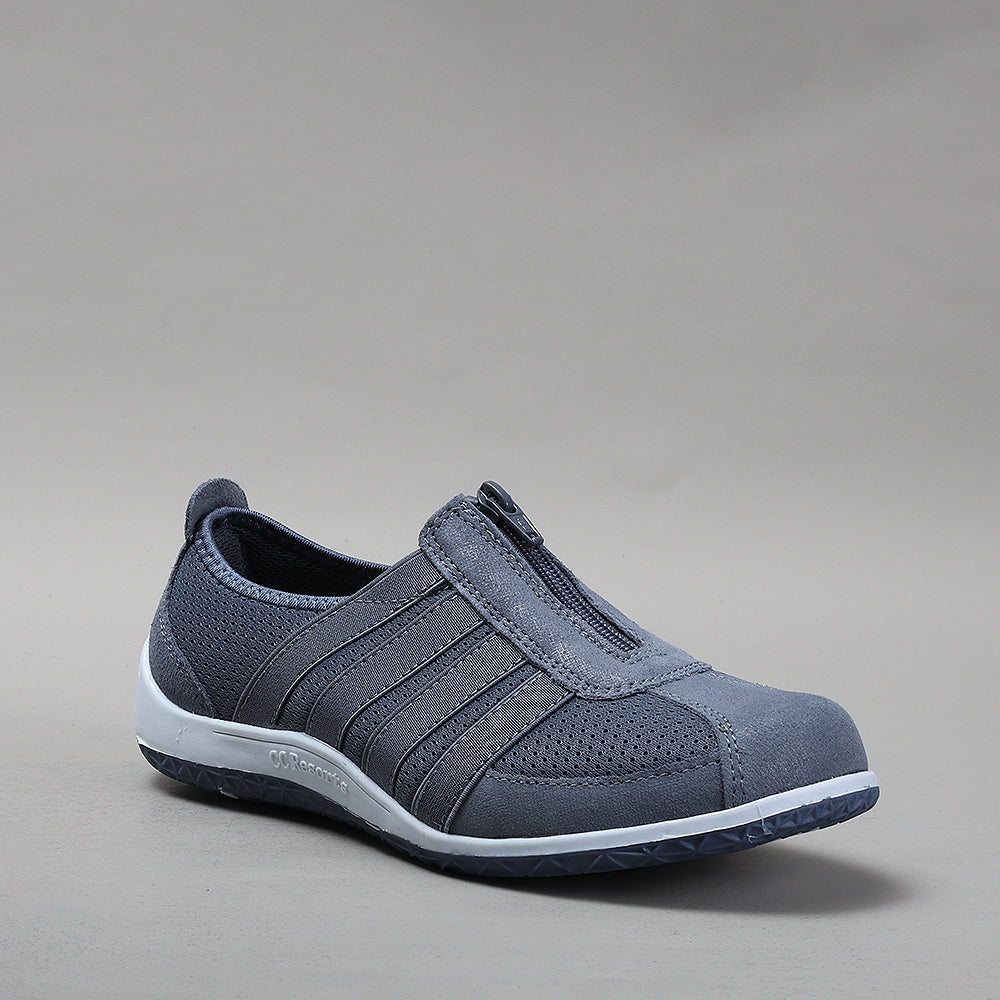 CC Resorts Jada denim casuals, shown in Southeast style, featuring classic denim fabric and relaxed fit for everyday wear.