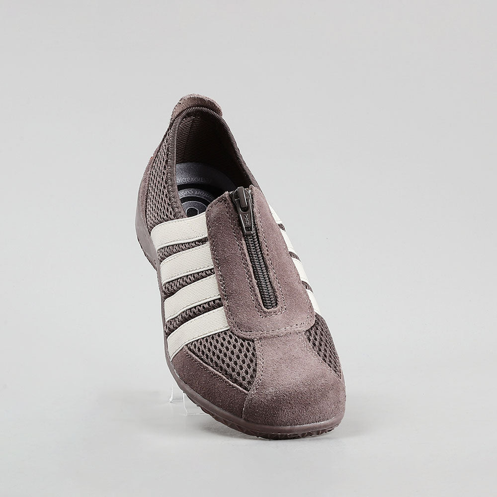 CC Resorts Jada casual shoes in dark taupe and cream, featuring stylish design and comfortable fit.