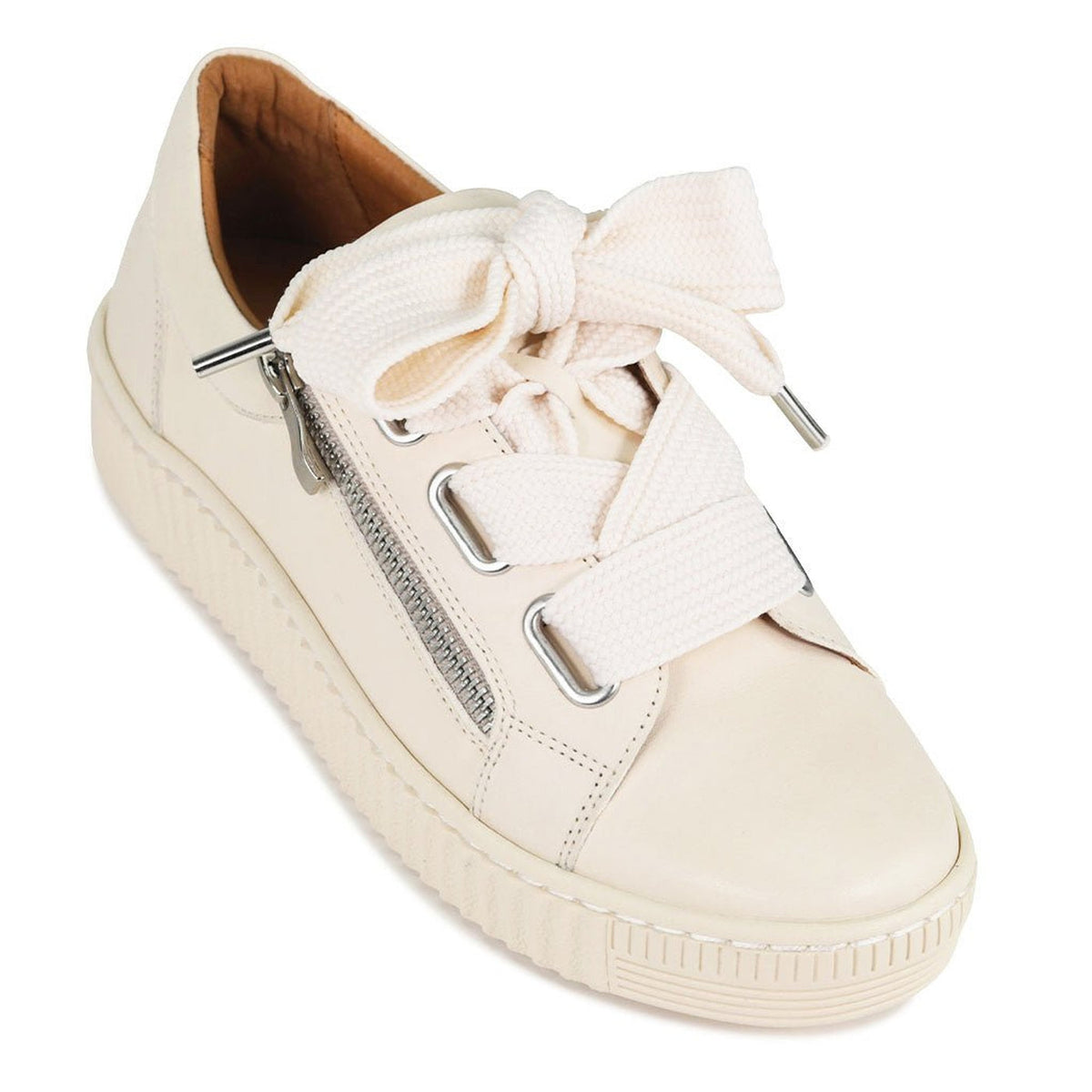 Eos Jovi Bone sneakers with white and beige design, top view showing breathable mesh and stylish laces.