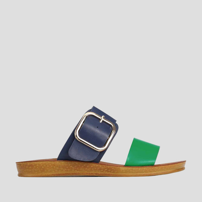 Pair of Los Cabos Doti emerald navy flats with pointed toes and sleek design, perfect for casual or dressy occasions.