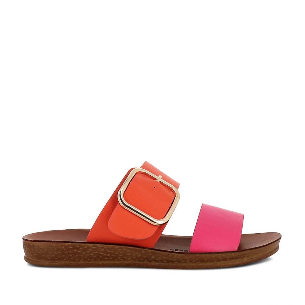 Pink and orange flats from Los Cabos Doti collection, featuring a stylish and comfortable slip-on design with a dotted pattern.