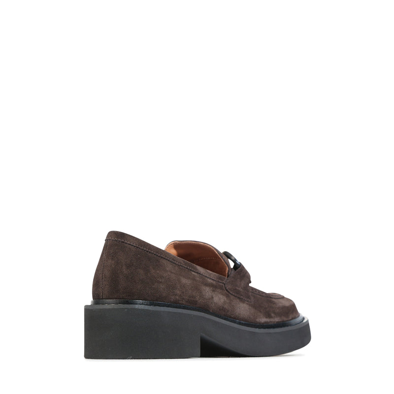 EOS Leia Mahogany suede loafers featuring a classic slip-on design and elegant stitching for stylish comfort.