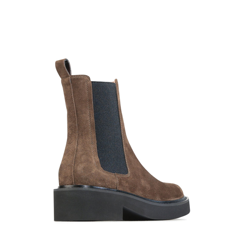 EOS Leilin Kalamata suede boots featuring a stylish ankle-high design with a rounded toe and sleek suede finish.