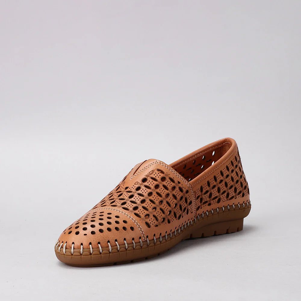 LE SANSA MELLOW TAN Women Slip-ons - Zeke Collection NZ