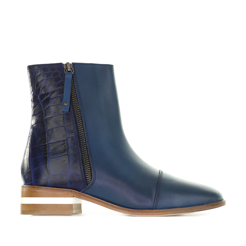 LESANSA MERA NAVY Women Boots - Zeke Collection NZ