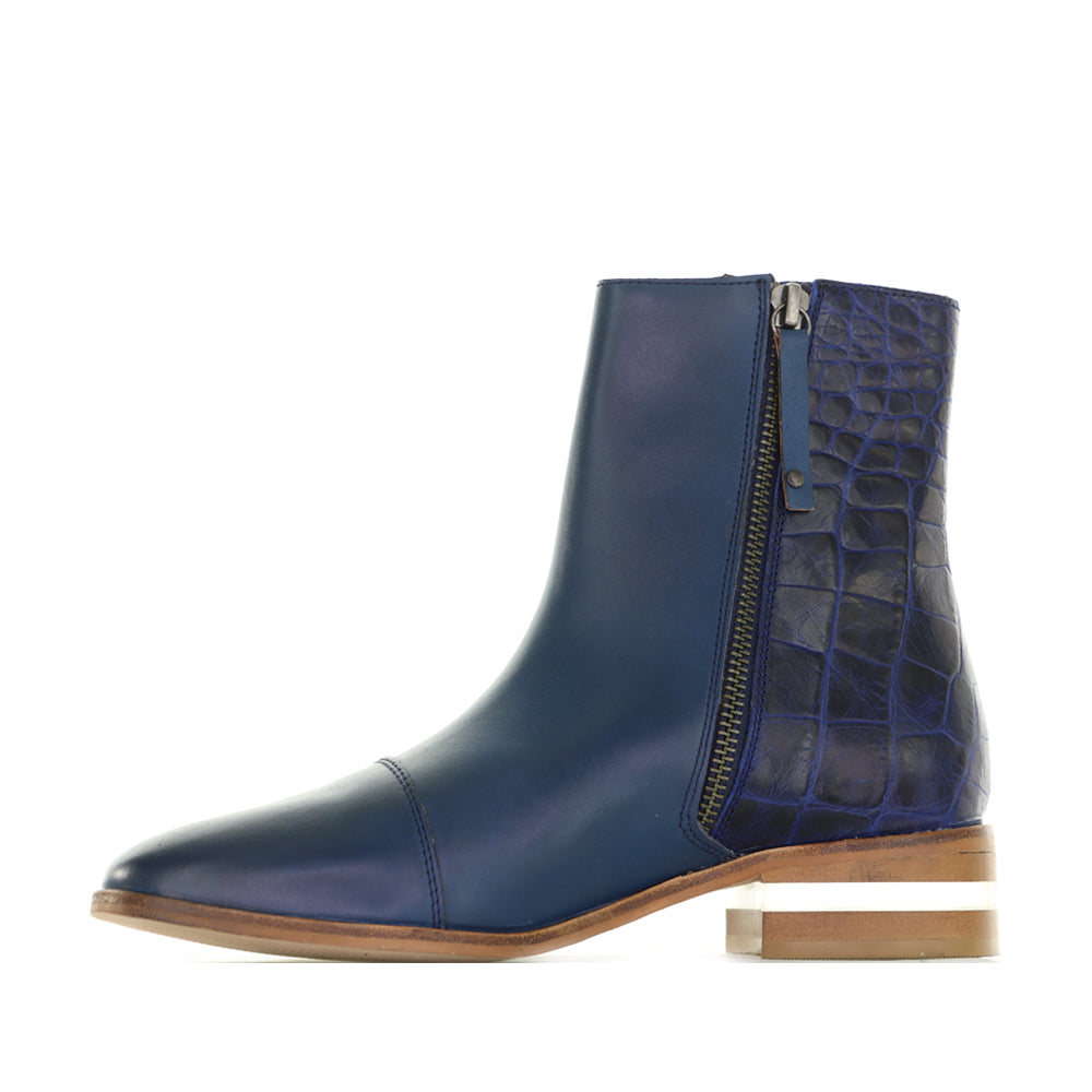 LESANSA MERA NAVY Women Boots - Zeke Collection NZ