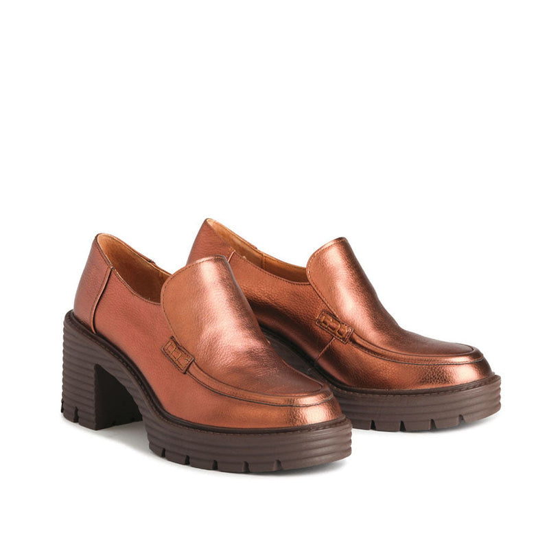 EOS Malia rust metallic heels with a sleek design and stylish silhouette, viewed from above.