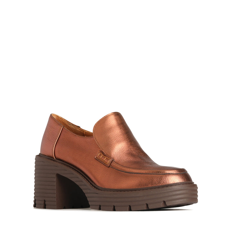 EOS Malia rust metallic heels with a stylish angle view showcasing their sleek design and shiny finish.