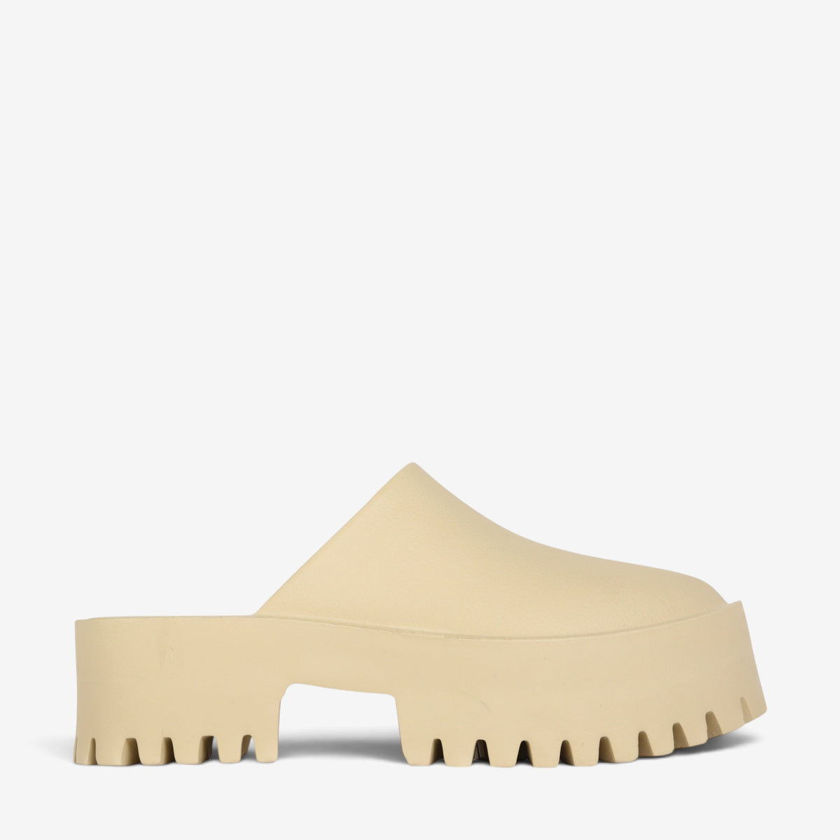 Los Cabos Marre parchment slip-ons showing a tan leather exterior and casual slip-on design.