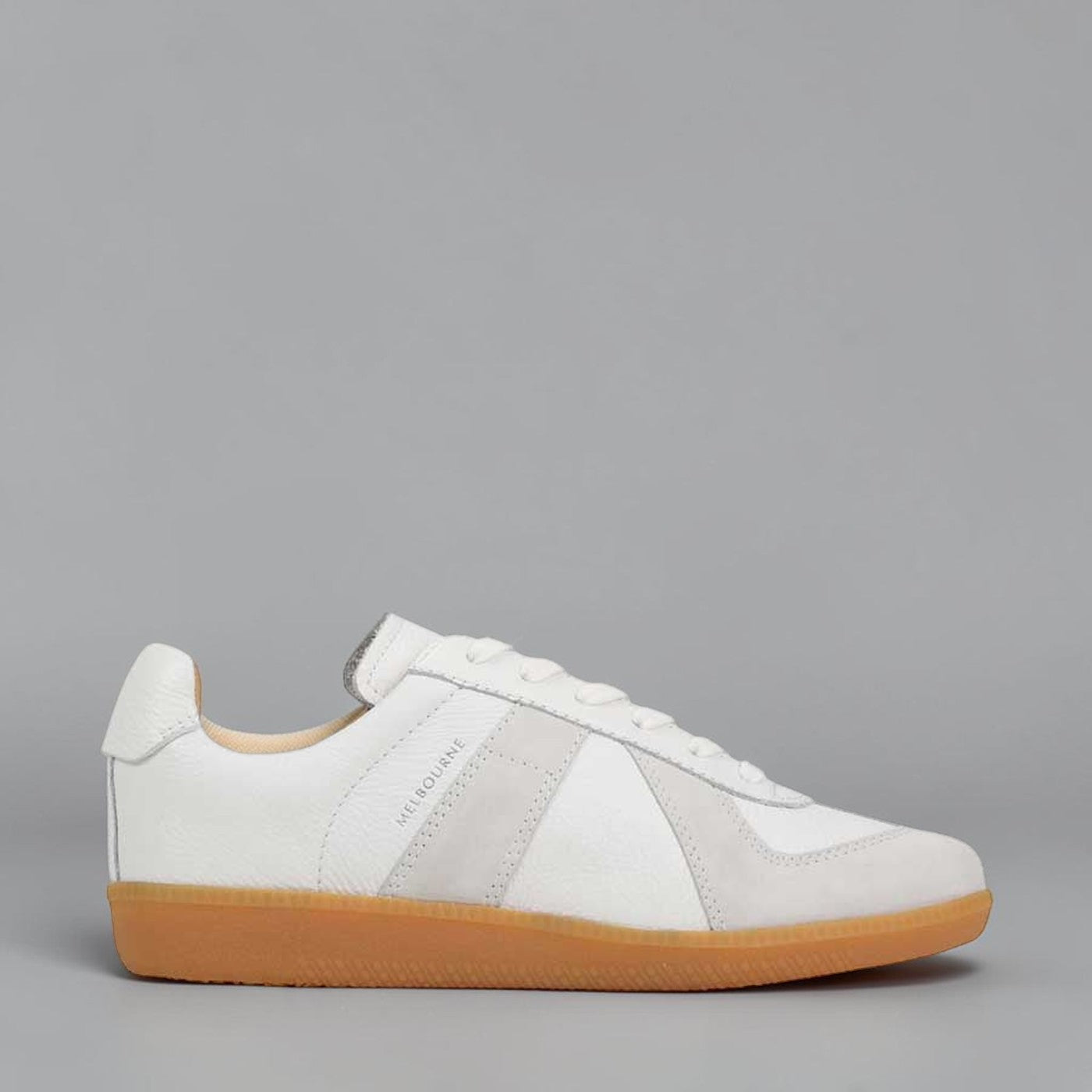 EOS Melbaa white sneakers with sleek design, featuring white leather and stylish laces for a casual, modern look.