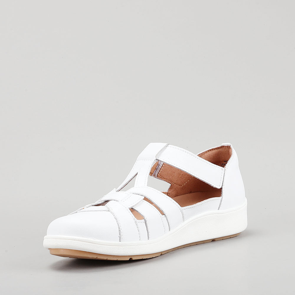 CC Resorts Nove White casual footwear, featuring a sleek white design with Southwest-inspired details, ideal for relaxed style.