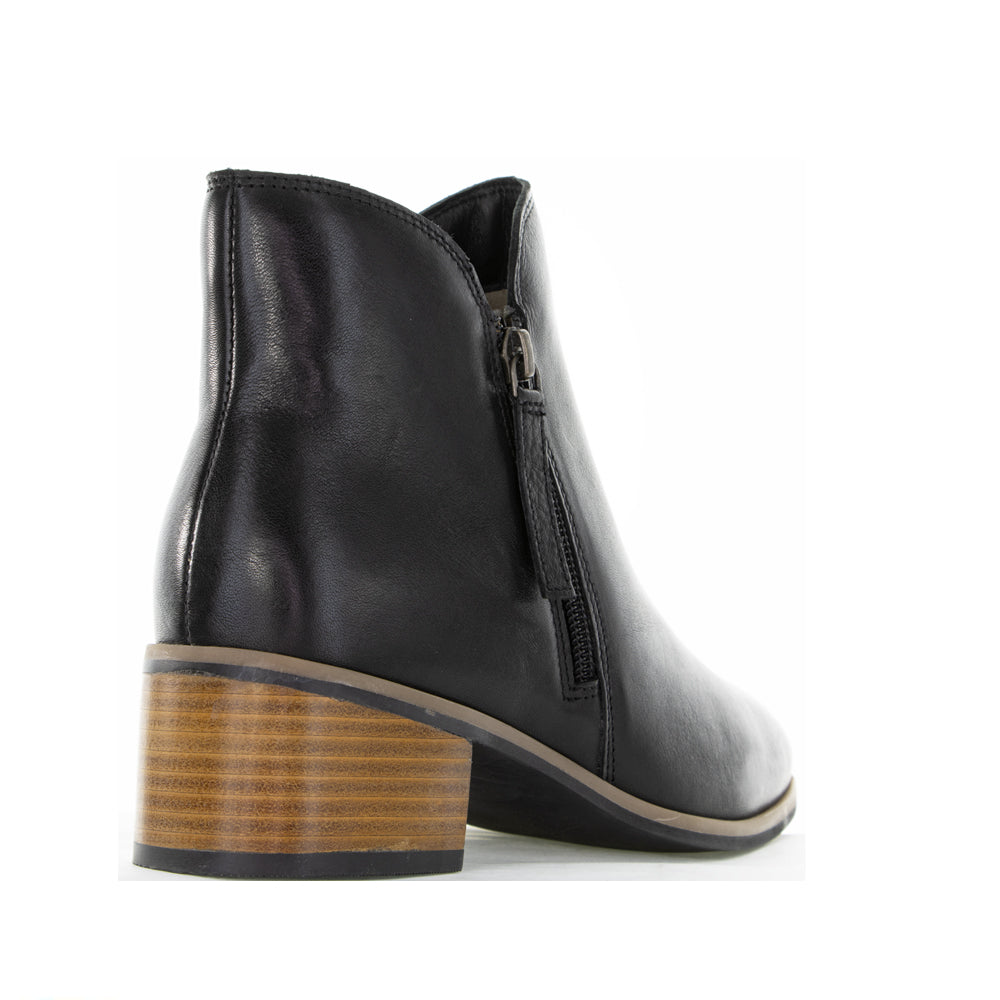 LESANSA OXLEY BLACK Women Boots - Zeke Collection NZ