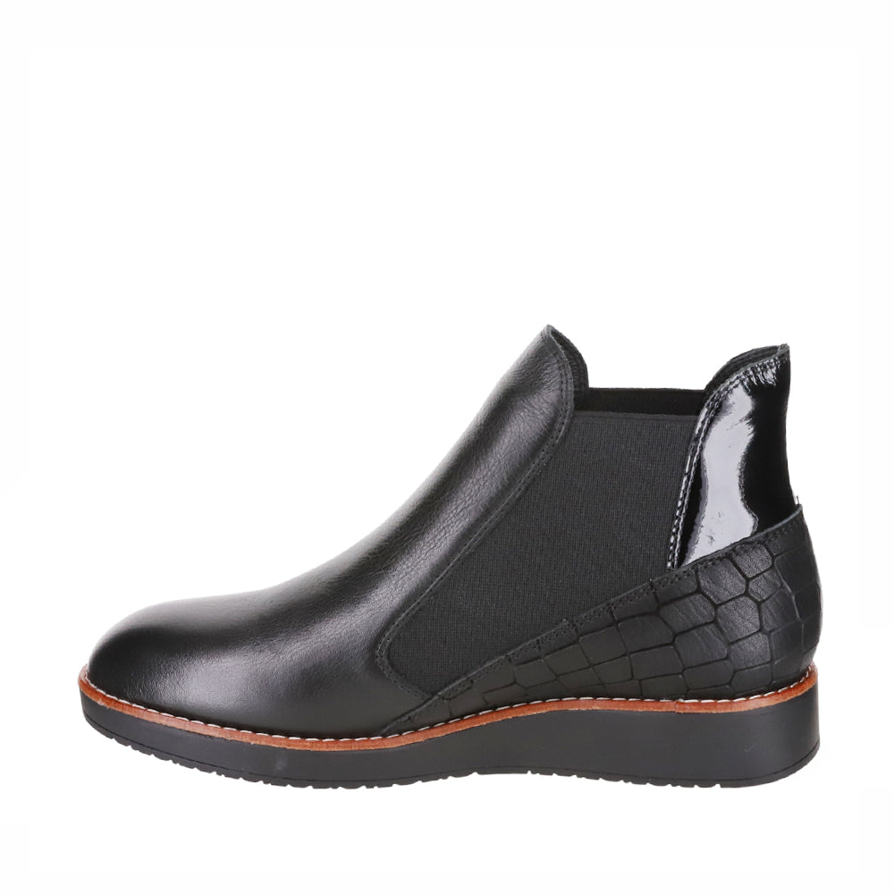 LESANSA RALLY BLACK PRINT Women Boots - Zeke Collection NZ