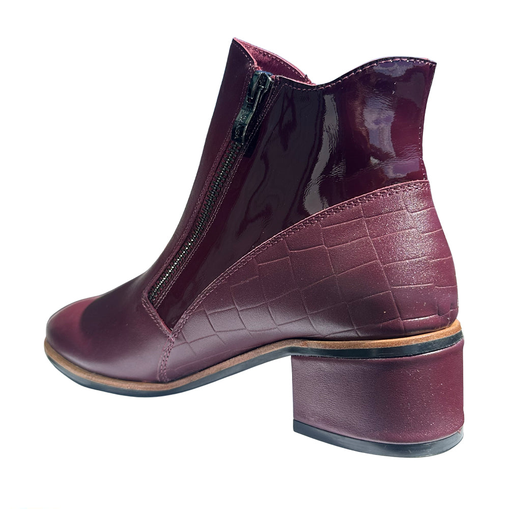 LE SANSA REFINE MERLOT PATENT Women Boots - Zeke Collection NZ