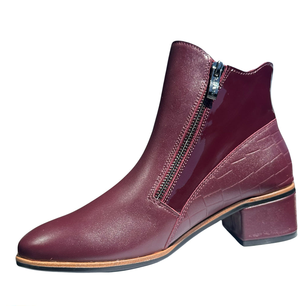 LE SANSA REFINE MERLOT PATENT Women Boots - Zeke Collection NZ