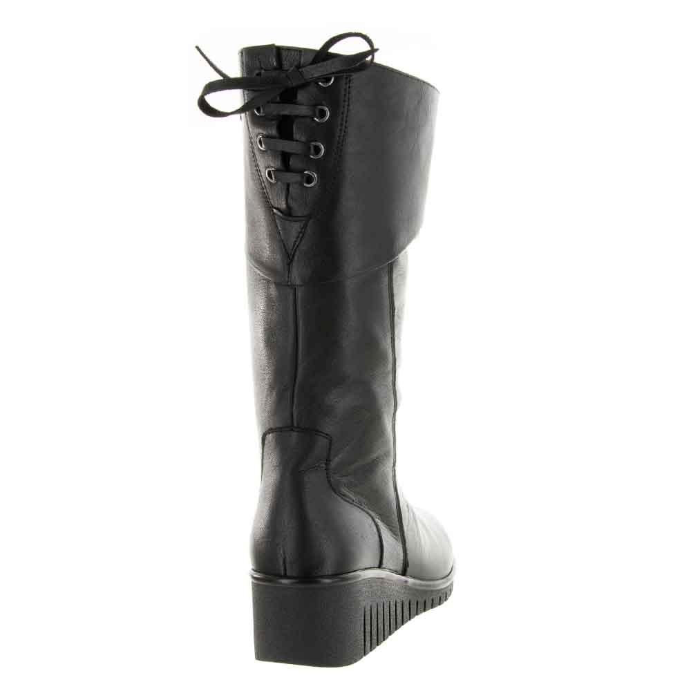 Black Cabello Elsie boots with sleek design and chunky heels, featuring stylish lace-up front and ankle-length silhouette.
