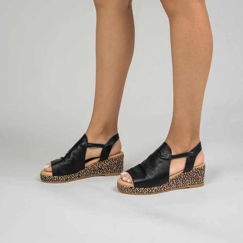 LE SANSA DARLA BLACK Women Sandals - Zeke Collection NZ
