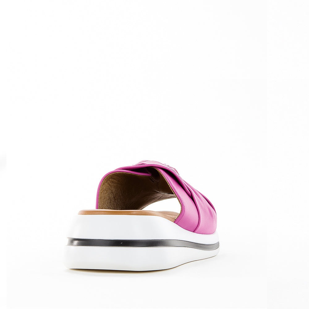 LE SANSA SALSA HOT PINK Women Slip-ons - Zeke Collection NZ