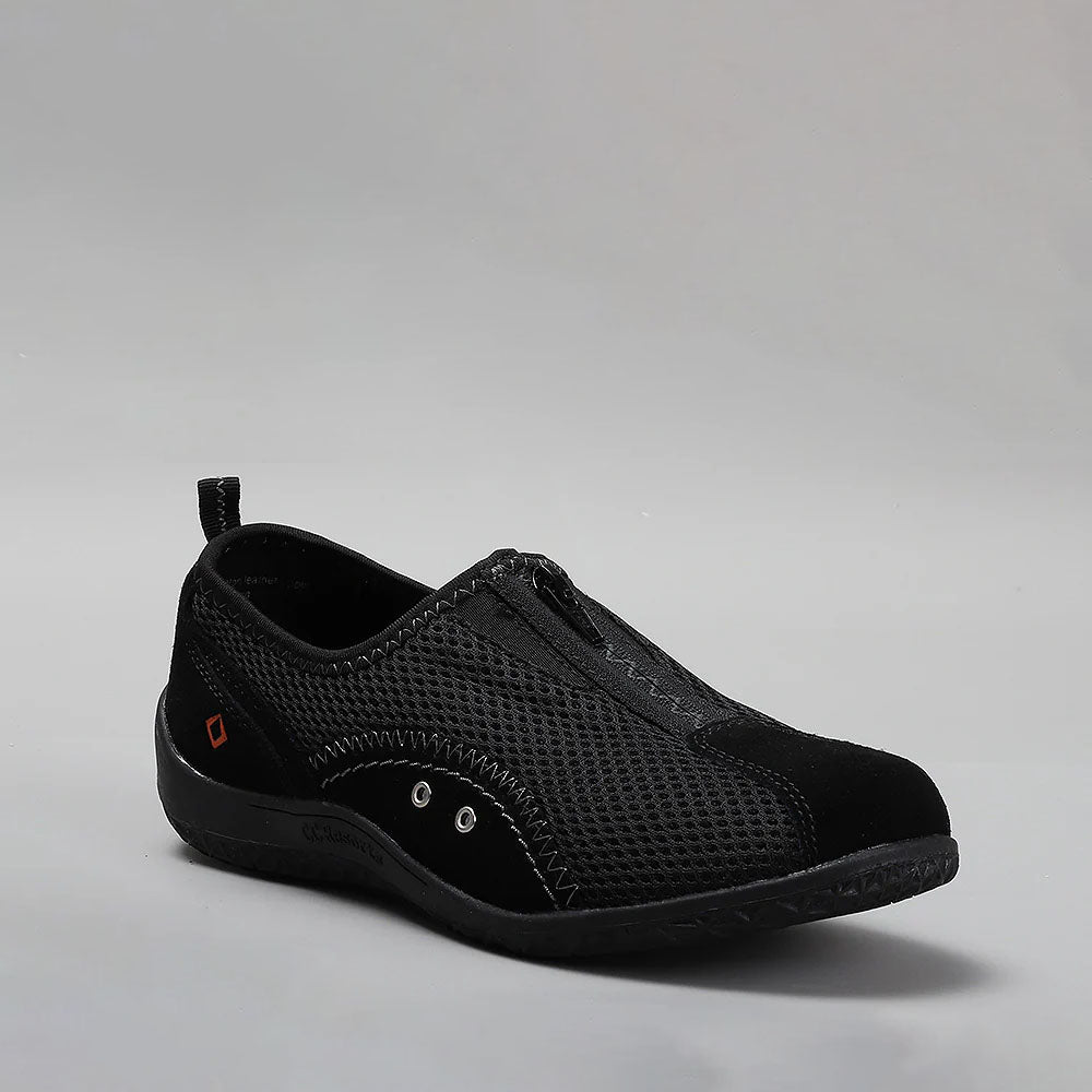 Black casual shoes from CC Resorts Sorrell collection, featuring a sleek design and comfortable fit.