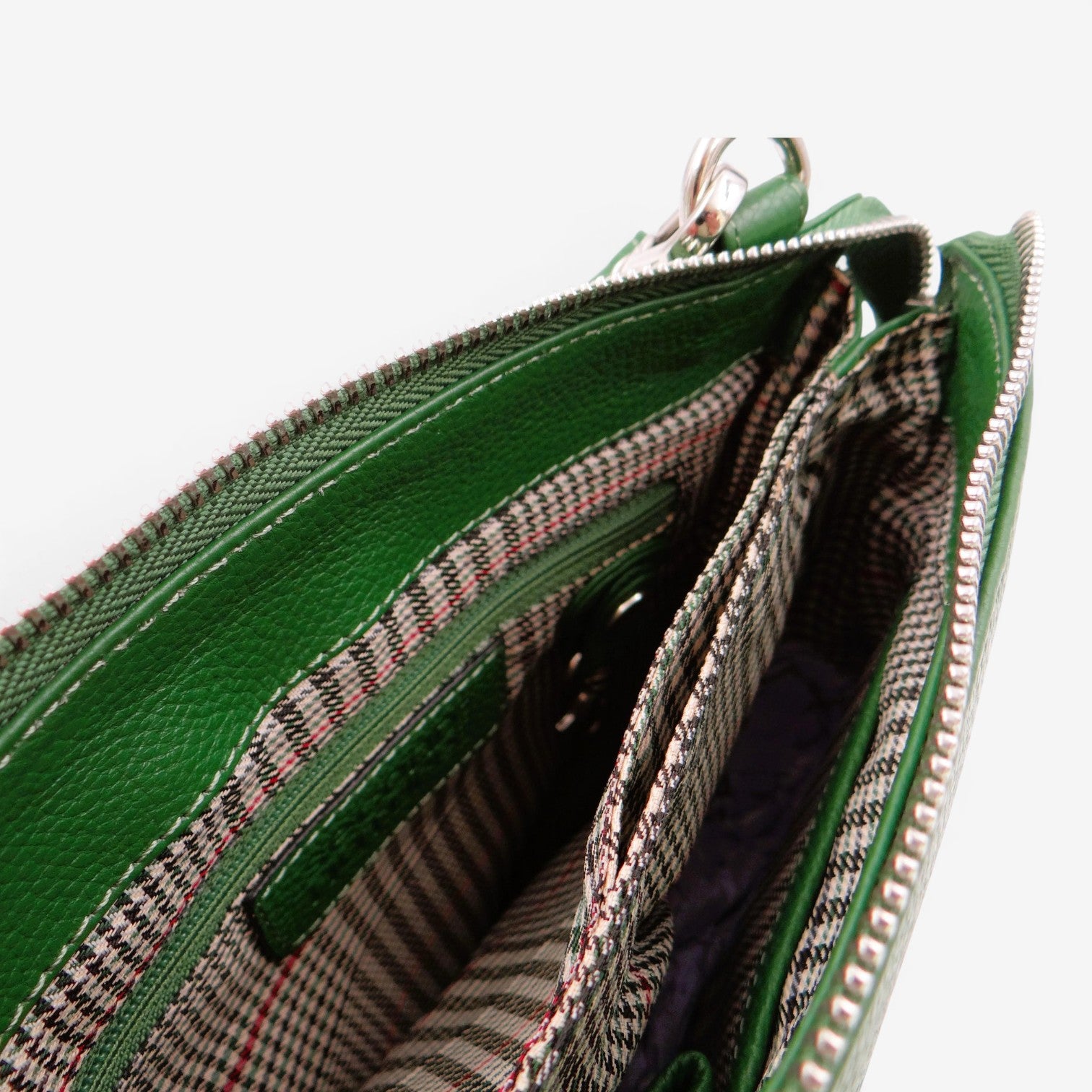 Second Nature Second Nature ST31 Monstera handbag with green monstera leaf design, leather strap, and stylish tropical-inspired details.