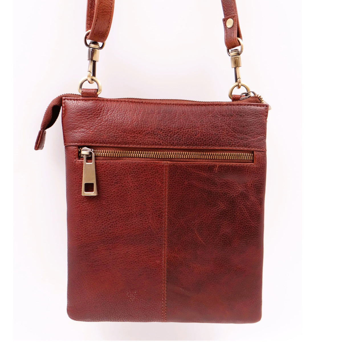Second Nature ST31 Toffee handbag with sleek design and structured shape, crafted from smooth leather.