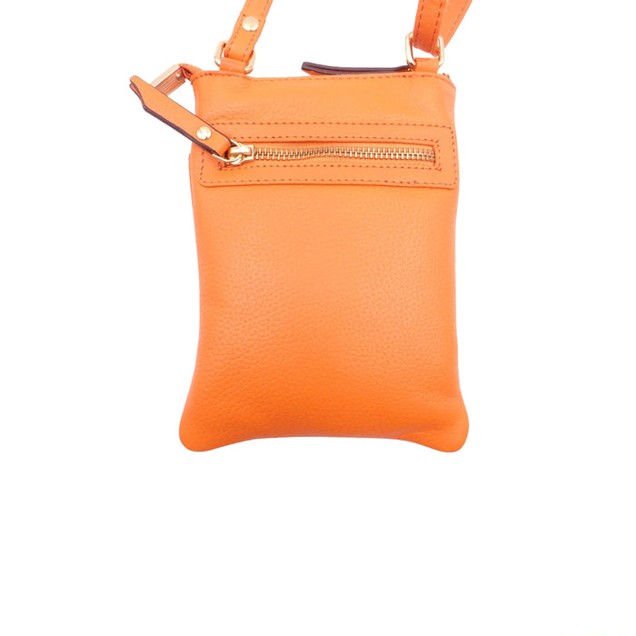 Second Nature Second Nature ST57 orange handbag with stylish design and adjustable strap, perfect for everyday use.