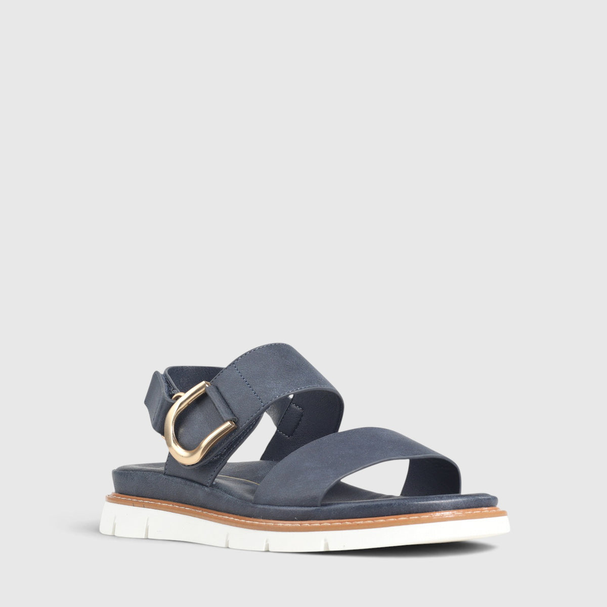 Los Cabos Sana Navy sandals featuring navy straps and comfortable design, perfect for casual summer wear.