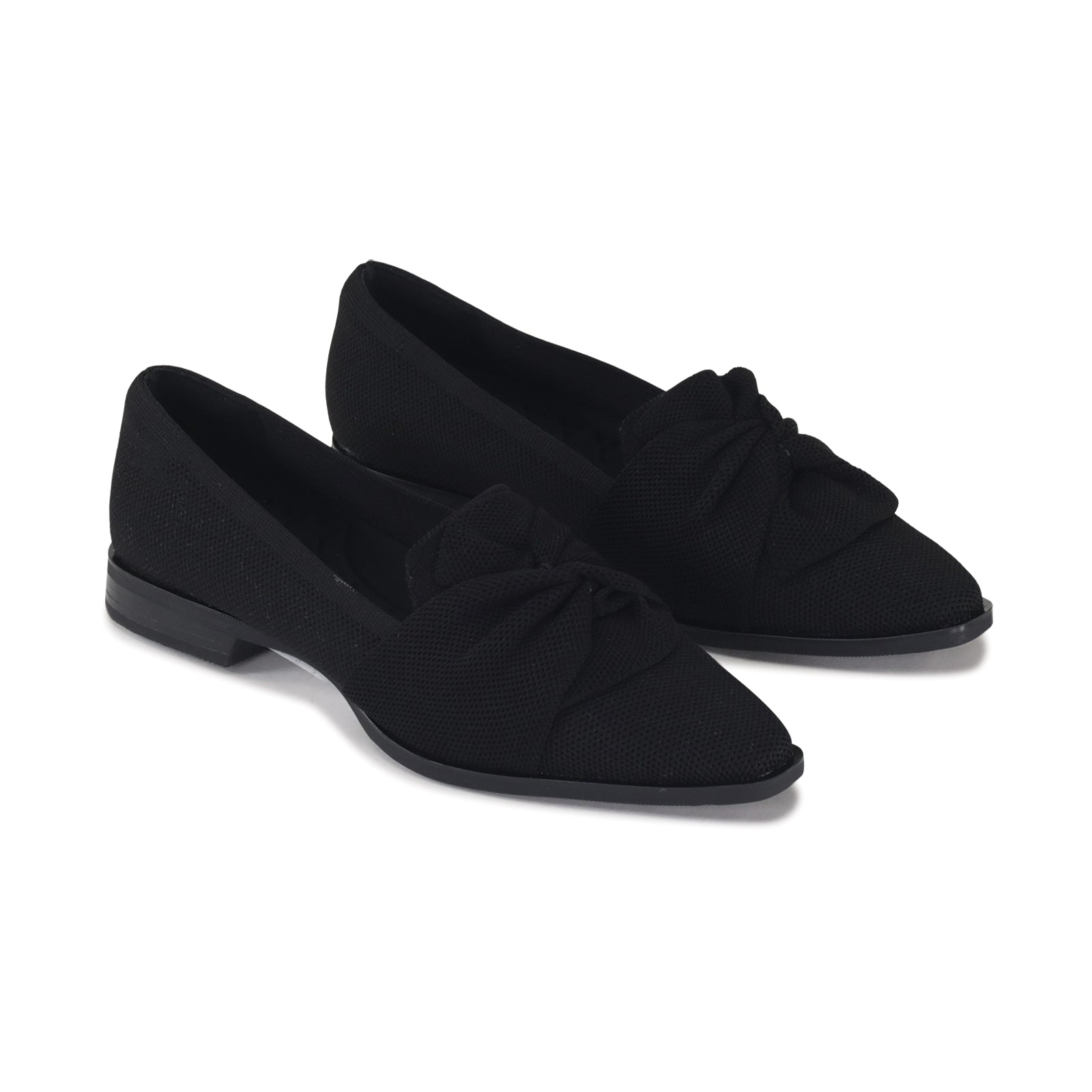 LOS CABOS Syretia black Flyknit loafers shown from a top view, highlighting the sleek black Flyknit material and stylish design.